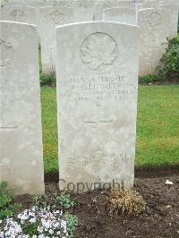 Etaples Military Cemetery - Welch, Joseph